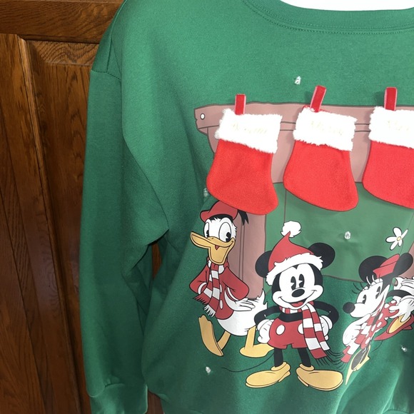 Disney Lg 12-14 Mickey, Minnie, Donald, & Daisy Green Holiday Sweatshirt Lights - Picture 3 of 10
